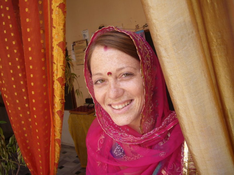 Travel - India - Rajasthan - Jodhpur - Newspaper Photoshoot - Getting Ready
